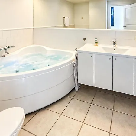 Cozy In With Sauna Apartamento *